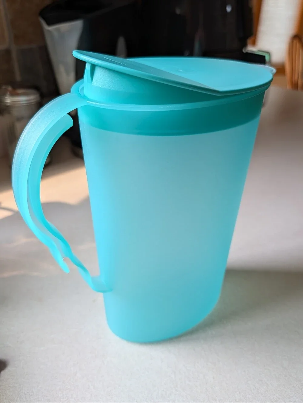 Tupperware Light Green Plastic Pitcher with Lid and Handle NEW